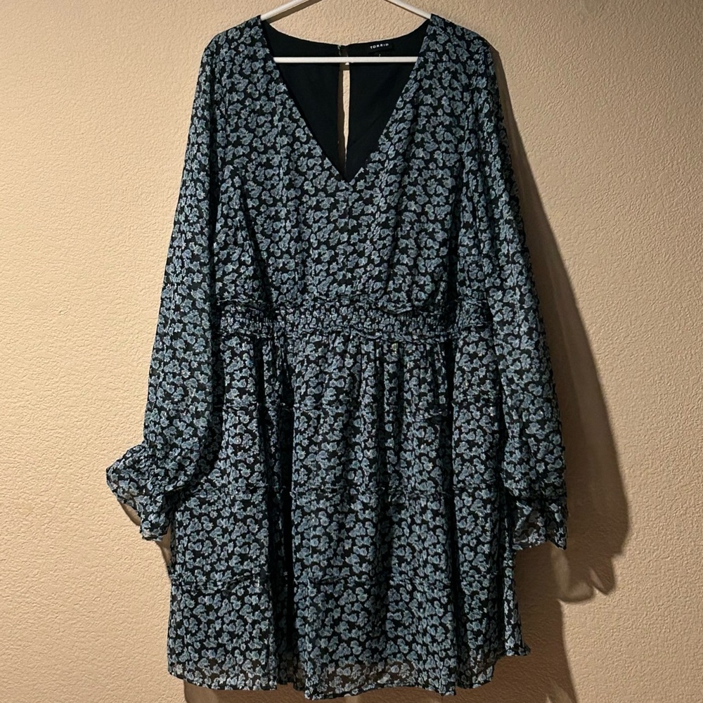 Torrid Floral Kneelength Dress